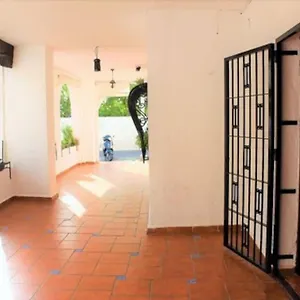 https://beautiful-spanish-apartment-in-torremolinos.hotelsinnerja.org